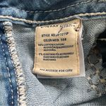 Miss Me Capris Photo 4