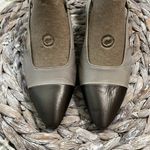 Bruno Magli Taupe &‎ Pewter Italian Leather Slingback Pump Size 8 Photo 1