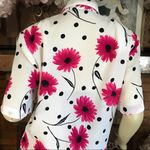 Tan Jay VINTAGE 1990'S PINK, BLACK & WHITE FLORAL PRINT BUTTON DOWN (8) Photo 8