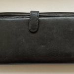 Coach  Black leather skinny wallet Photo 2