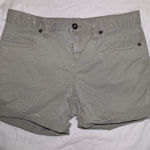 Carve Designs  Mid Rise Shorts W4 Light Khaki Green Photo 0