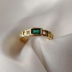 Boutique Dainty Emerald Gem Chain Ring Adjustable 4-9 Photo 0