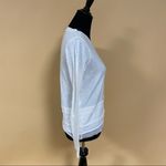 🛍️ Atwell Spa White Cotton Frayed Tiered Long Sleeve Top Leah Tee Size S NWT Photo 5