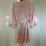 Oscar de la Renta  Blush Satin Robe with Lace Cuffs Photo 2