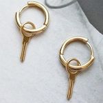 20mm Hoop With Little Key Photo 4