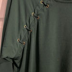 Carmen Marc Valvo Top 3/4 Sleeve - Green - Size 0x Photo 1