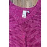 Ohmh! Women's Pink Heart Pattern V Photo 1