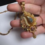 Indian Pink / Clear Rhinestone Pendant Gold Tone Necklace 18 Inch Photo 4