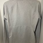Kyodan  Light Gray Textured Top Photo 12