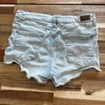 RSQ Venice Mid Rise 5/w27 jean shorts Photo 3