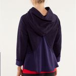 Lululemon Athletica Women's Deep Purple Pull Me Hoodie Size 8 Photo 3