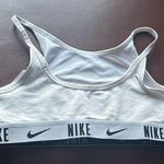 Nike  Sport Bra Medium Photo 2