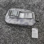 Lululemon Everywhere Belt Bag 1L grey white silver Photo 1