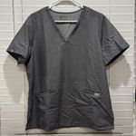 FIGS Lot of 2  Technical Scrub Top Charcoal Gray V-Neck Short Sleeve Size L Photo 5