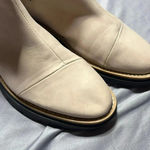 Toms  Skylar Sahara Suede 8.5 Chelsea Ankle Boots Quilted Detail Lug Sole Pull On Photo 5