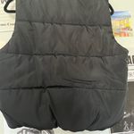 Amazon black puffer vest Photo 1