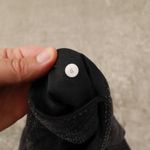 Lululemon  Dark Charcoal Heather Grey Leggings size 6 Inseam 28"‎ Photo 7