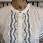 Karl Lagerfeld Paris White Blue Lace Trim Short Sleeve Blouse Top Size M Photo 2