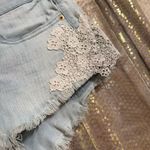 American Eagle  Outfitters Light Wash Lace Embroidered Stretch Frayed Shorts 6 Photo 5