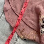 Fig and flower embroidered button down blouse in dusty rose. Pink Size M Photo 12