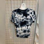 Young Fabulous and Broke Women’s  Flutter Sleeve Top Size L Photo 2