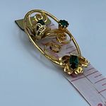 Vintage brooch with green cut crystal floral brooch Gold Photo 6