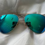 Ray-Ban Aviators Photo 0