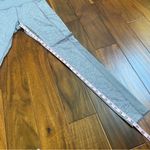 Athleta Women's Medium Gray Heathered High-Rise Exhale Heel Tight Leggings Photo 1