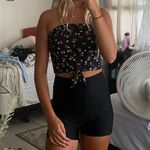 Me to We Black Floral Strapless Top Photo 0