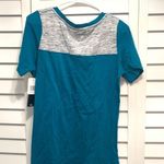 NFL  Philadelphia Eagles V neck T-shirt Photo 3