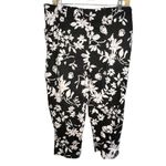Dress Barn  Floral Cropped‎ Pants Photo 3