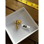 Unsigned gold brooch Photo 3