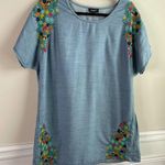 Tolani  Tiffany embroidered chambray tunic top size small Photo 2