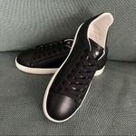 Stuart Weitzman  livvy leather sneaker size 5.5 Photo 4
