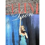 Celine Dion T Photo 3