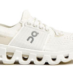 on cloud NWT on running  swift shoes  Photo 0