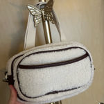 Laundry by Shelli Segal  purse Photo 0