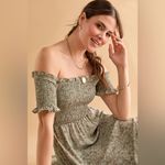 NWT Perdita Smock Top Floral Maxi Dress From Francesca’s Green Size XS Photo 3