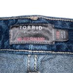 Torrid Mid-Rise Slim Boot Medium Wash Jeans Size 22R Photo 5