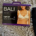 Bali NWT  Women's Light Lift Side Shaping Underwire Bra 40C‎ Photo 4