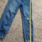 Kensie  Jeans Womens the ultimate high-rise distressed skinny jeans, size 10/30￼ Photo 2