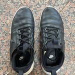 Nike Womens  Leather Roshe two si Photo 3