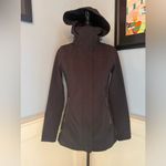 Lole Lolë Women's Mid-length Water-Resistant Softshell Jacket with Hood Sz XS Photo 1