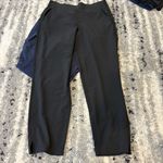 Athleta  Lot Trekkie North Short Brooklyn Mid Rise Ankle Pant & Jogger Size 8 Photo 3