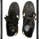 Wild Fable Black and White women’s Sneakers Photo 4