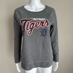 5th & Ocean MLB Detroit Tigers Logo Graphic Raglan Sweatshirt Photo 5