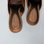 Liz Claiborne Mallory Tan Leather Pointed Toe Mules Shoes Women 6.5M Career Chic Photo 4