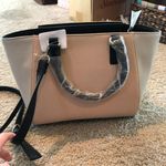 Kenneth Cole Cream and black shoulder bag purse never used  Photo 2