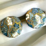 Blue hand painted round floral earrings Photo 6