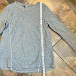 Daisy Fuentes  Gray Long Sleeve Blouse Ruffle Diagonal Stripes Large Photo 5